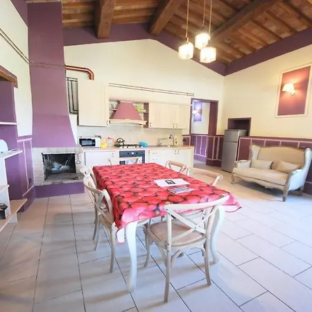 Spoleto-poolside-sleeps-20pool, Jacuzzi, Gardens -a True Fantasy Vila Spoleto