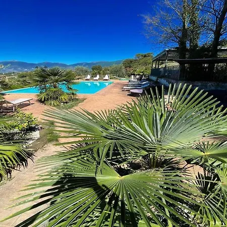 Spoleto-poolside-sleeps-20pool, Jacuzzi, Gardens -a True Fantasy