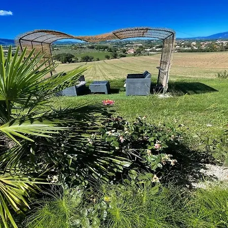 Βίλα Spoleto-poolside-sleeps-20pool, Jacuzzi, Gardens -a True Fantasy *