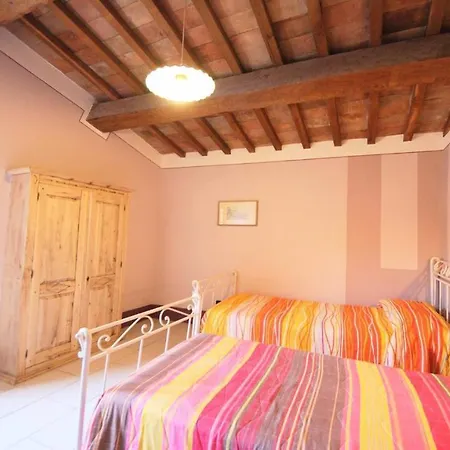 Spoleto-poolside-sleeps-20pool, Jacuzzi, Gardens -a True Fantasy * Spoleto