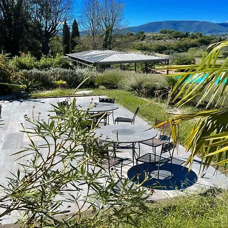 Βίλα Spoleto-poolside-sleeps-20pool, Jacuzzi, Gardens -a True Fantasy