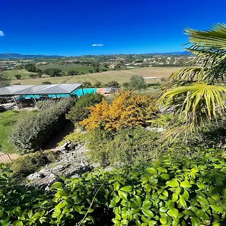 Spoleto-poolside-sleeps-20pool, Jacuzzi, Gardens -a True Fantasy