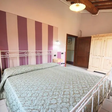 Spoleto-poolside-sleeps-20pool, Jacuzzi, Gardens -a True Fantasy * Spoleto