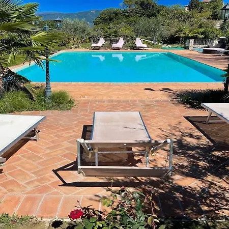 Spoleto-poolside-sleeps-20pool, Jacuzzi, Gardens -a True Fantasy