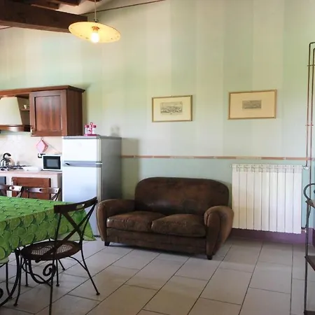 Βίλα Spoleto-poolside-sleeps-20pool, Jacuzzi, Gardens -a True Fantasy Σπολέτο